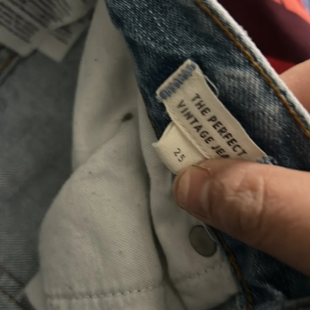 Madewell Perfect Vintage Jeans in Fitzgerald Wash. size 25x28‎